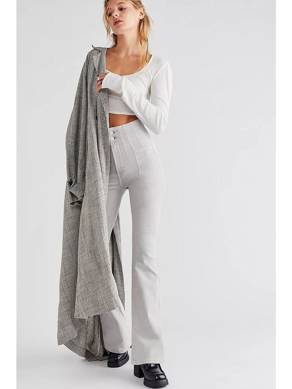 New Free People We The Free Jayde Flare Jeans $98 SIZE 32 Light Gray